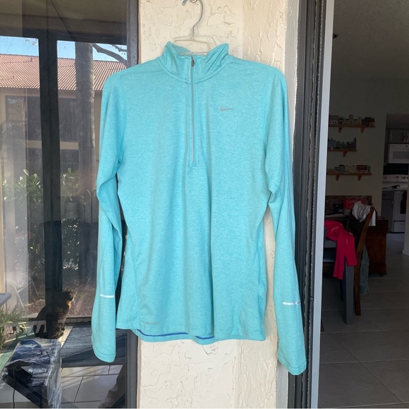 NIKE DRI-FIT Long Sleeve Top with Thumb-Holds & Quarter Zipper Size M - Picture 3 of 12